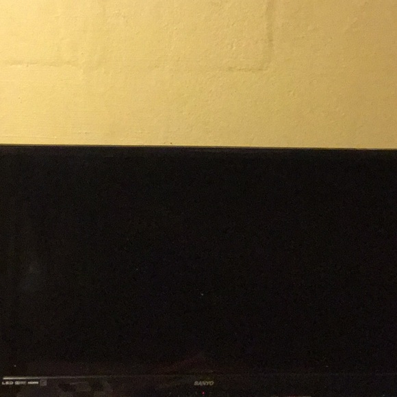 T.V - Picture 1 of 1